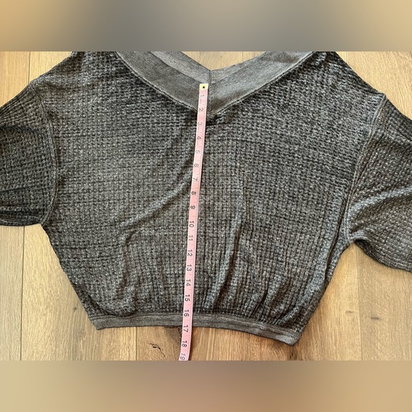 We The Free Charcoal South Side Waffle Knit V Neck Long Sleeve Top Size XS - Picture 6 of 6